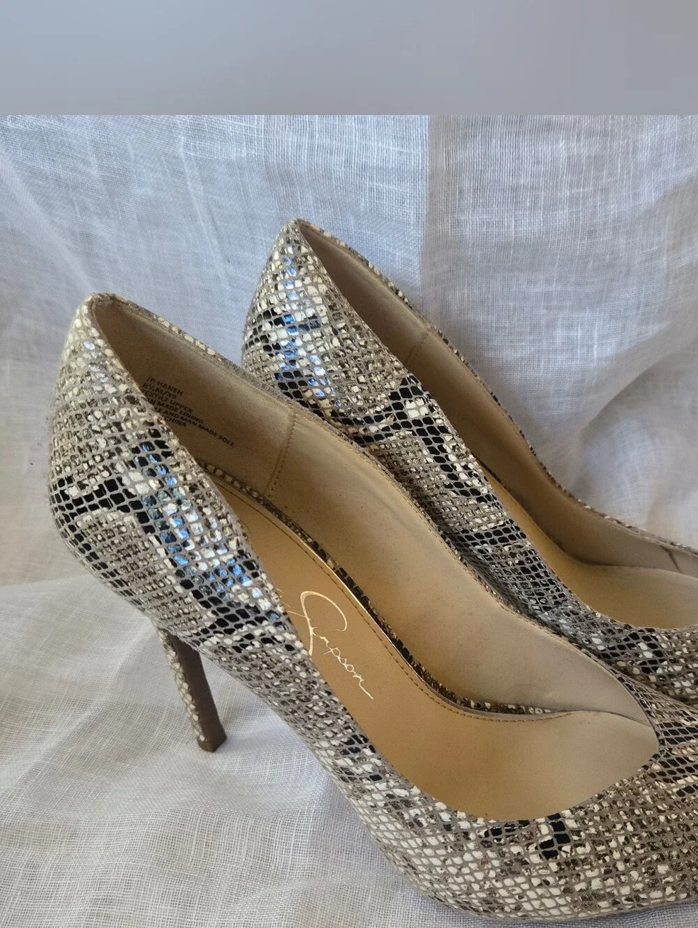 Jessica Simpson Snake-Print Pointed Toe Pumps - Sz 8.5